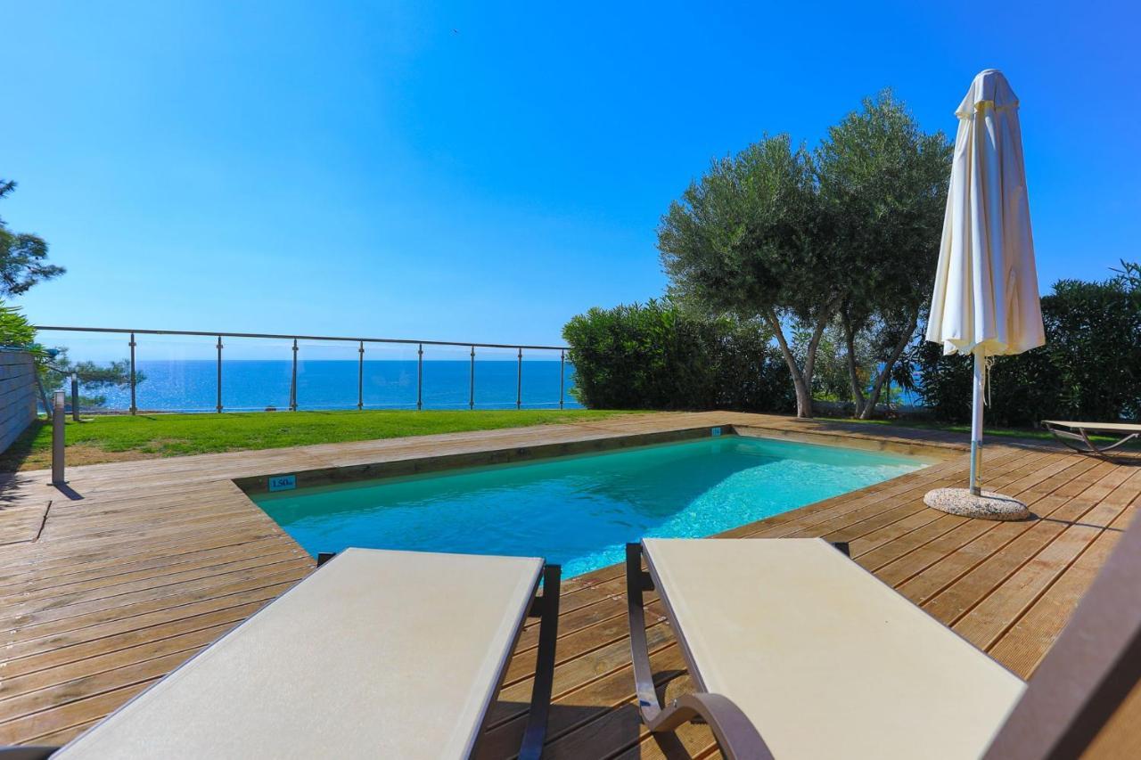 Kalma Villa Ena Nea Moudania Exterior foto